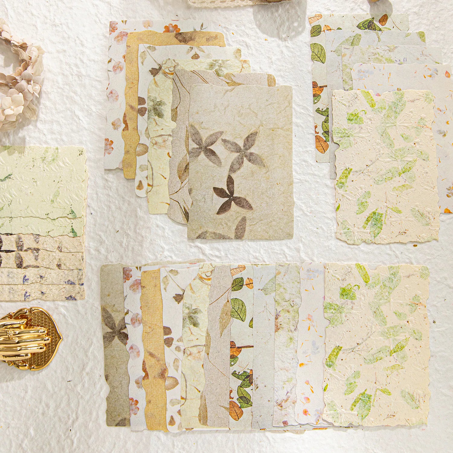 Scrapbooking-Papier-Set mit geprägter Textur