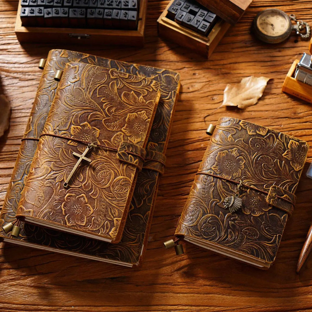 Carnet de voyage en cuir gaufré fait main – Journal TN vintage à motif floral (Rechargeable)
