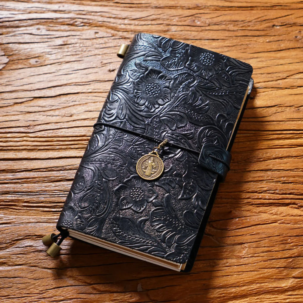 Carnet de voyage en cuir gaufré fait main – Journal TN vintage à motif floral (Rechargeable)