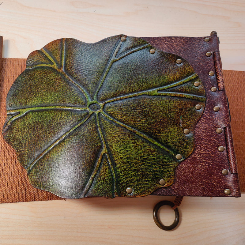 Carnet en cuir relié feuille de lotus – Carnet en cuir fait main, cadeau de Noël et du Nouvel An, cadeau de fêtes