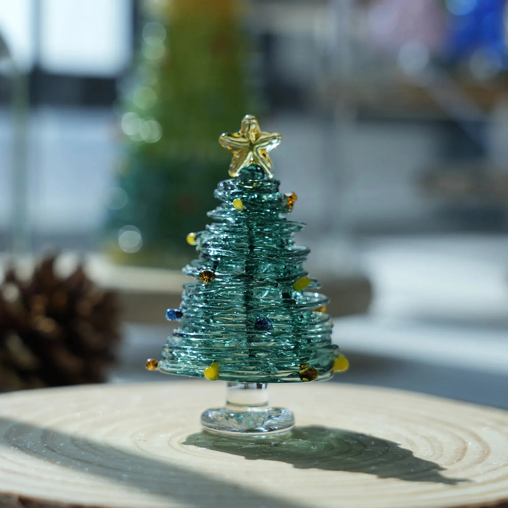 Mini figurine en verre en forme de sapin de Noël – Décoration de fêtes artisanale en verre