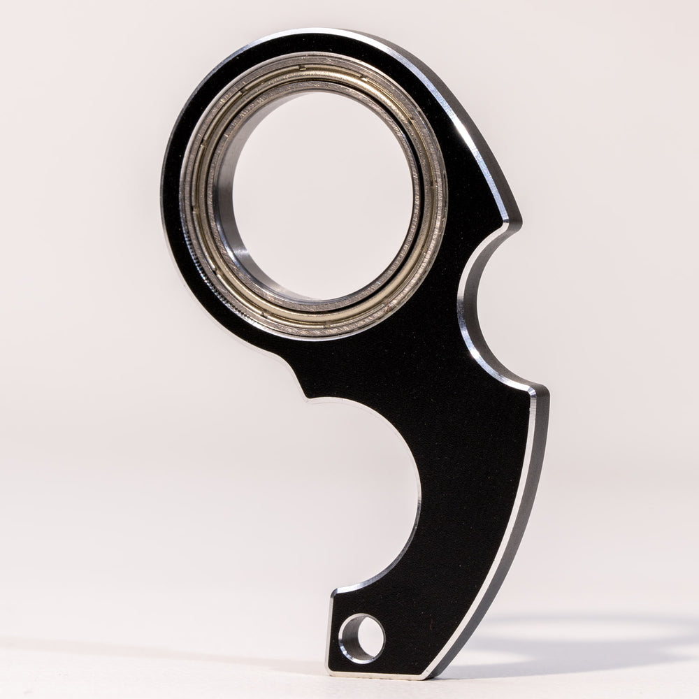 メタルスピナーキーチェーン – ストレス解消＆毎日の持ち歩きに最適なスピニングキーチェーンフィジェット | 滑らかな回転デザイン