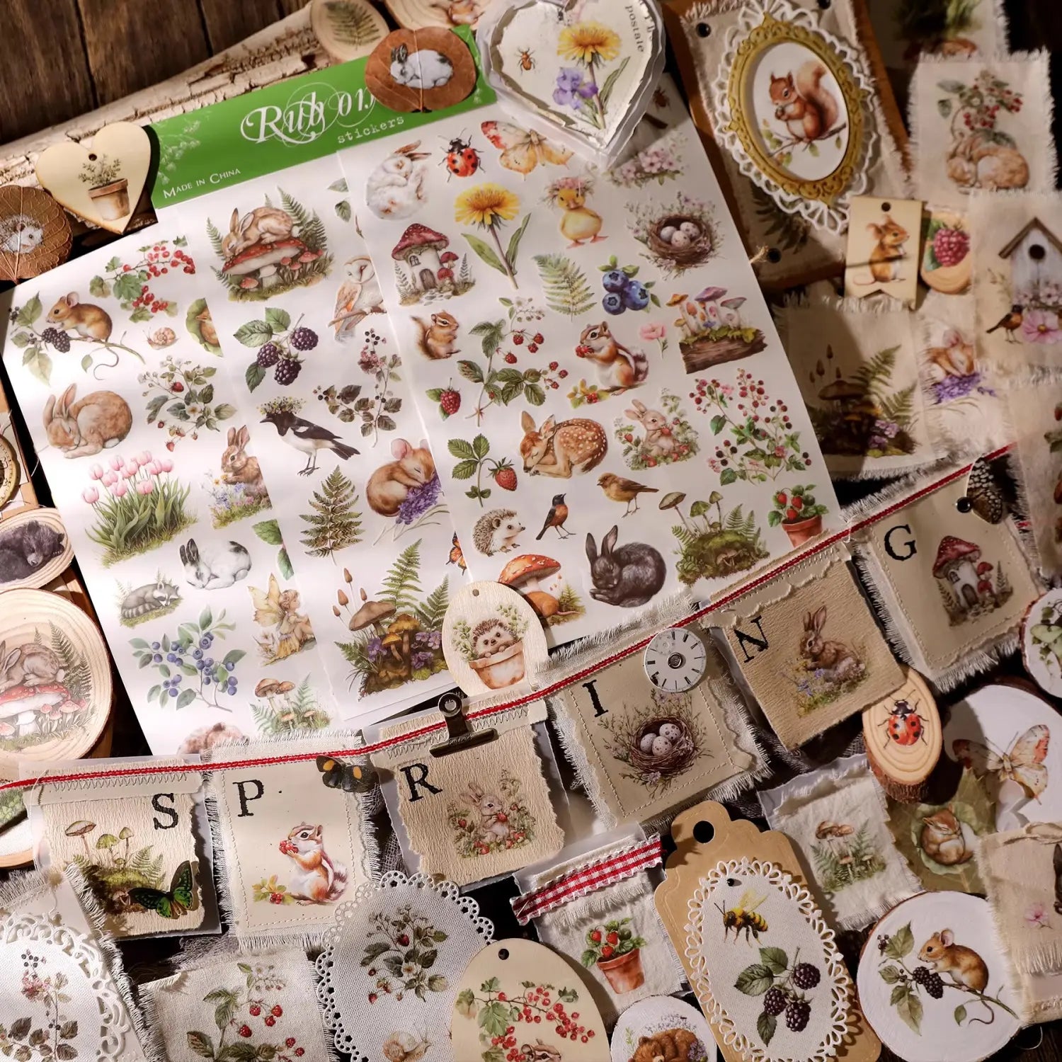 Autocollants à frotter Animaux de la forêt printanière | Motifs hibou, cerf et fleurs