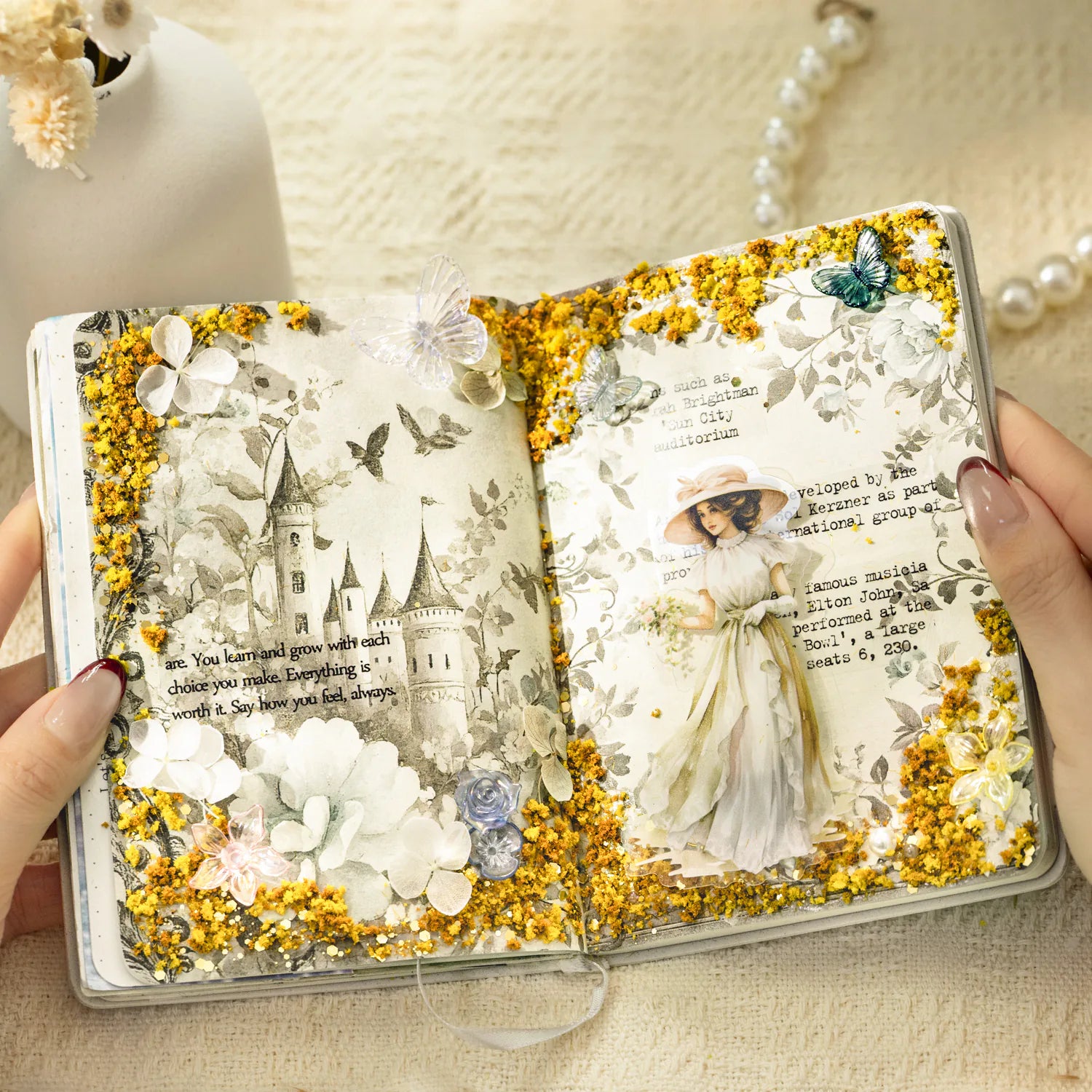 Papier scrapbooking à motifs floraux vintage | Éphémères pour fond de journaling
